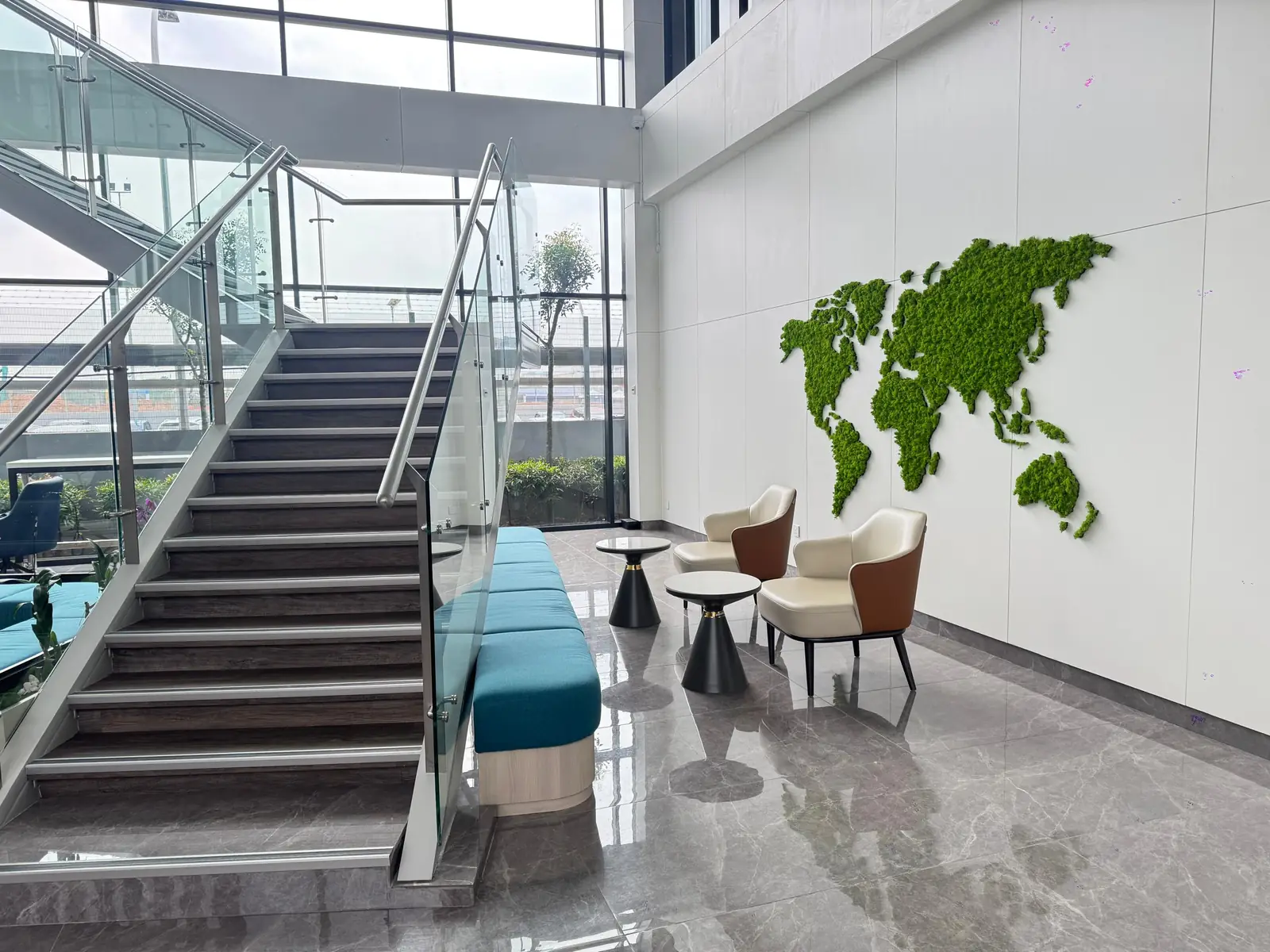 Princeton Digital Group: Data Centre Office